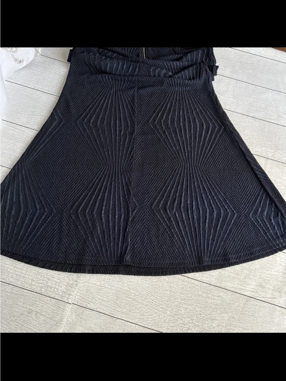 Kayla By Tally Taylor Dress M Long Stretchy Knit Geometric Mod glam EUC - Picture 11 of 11